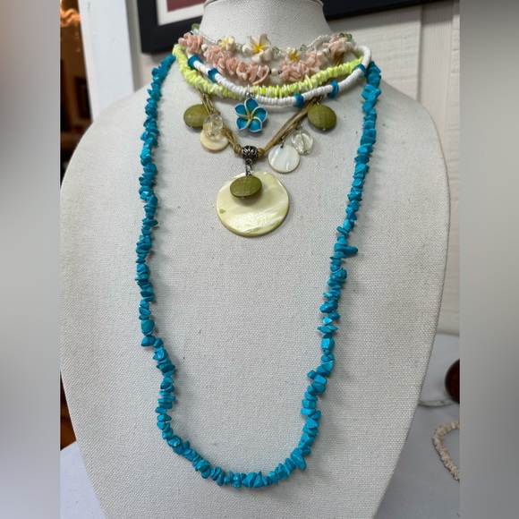 Group of 6 beach theme necklaces - Picture 1 of 8